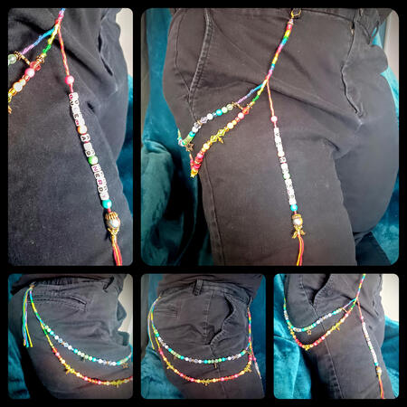 "Queer and Nerdy" hip chain - Price: 50,- EUR